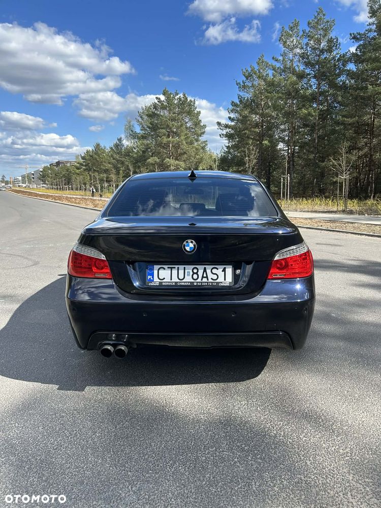 BMW Seria 5 525d - 9