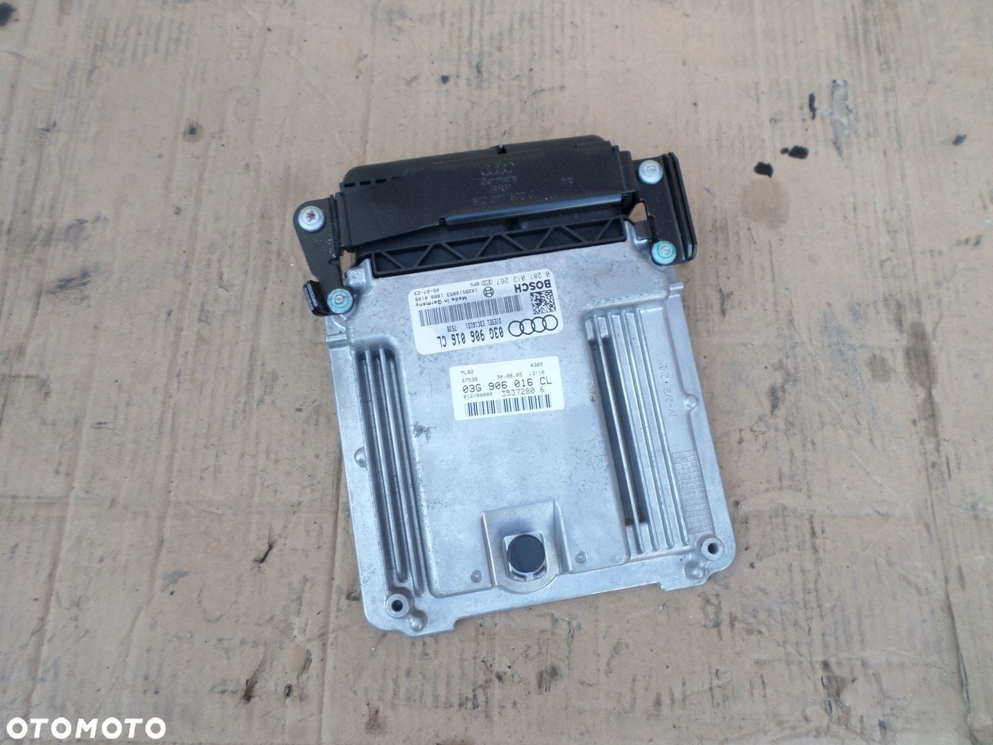 KOMPUTER SILNIKA AUDI A4 B7 2.0 TDI 03G906016CL - 1
