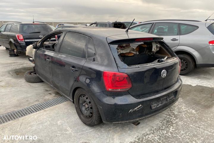 Radio cd 5M0035186J Volkswagen VW Polo 5 6R [2009 - 2015] Hatchback 3 - 5