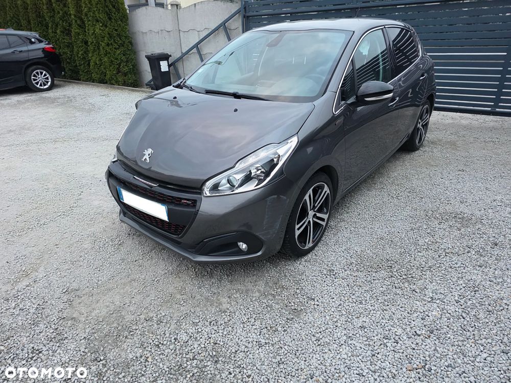 Peugeot 208 1.2 PureTech Allure S&S EAT6 - 7