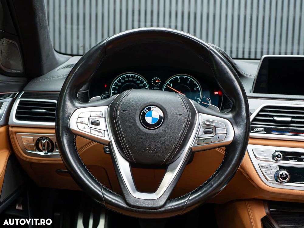 BMW Seria 7 730d xDrive - 36