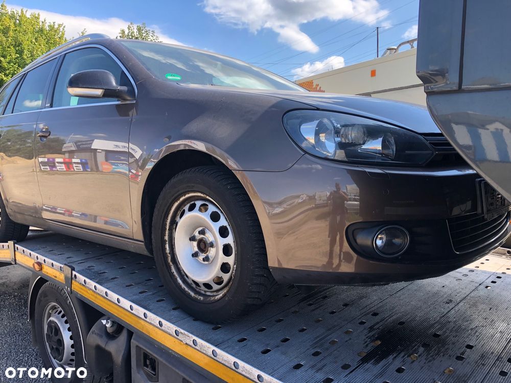 Volkswagen Golf VI 2.0 TDI Trendline - 4