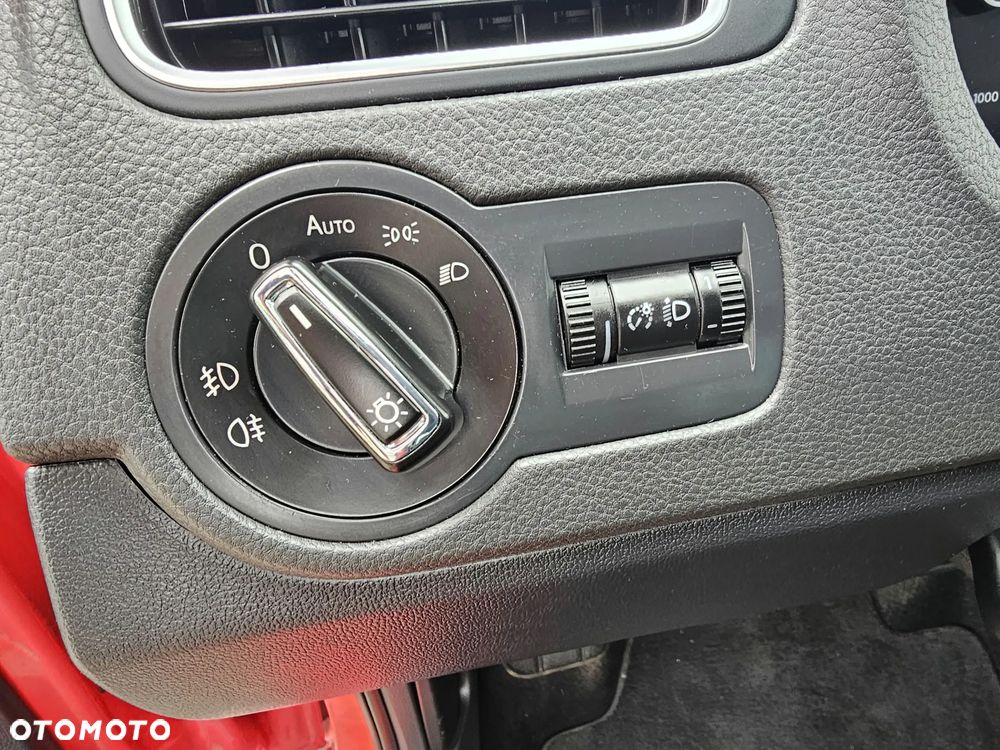 Volkswagen Polo 1.6 TDI Highline - 29