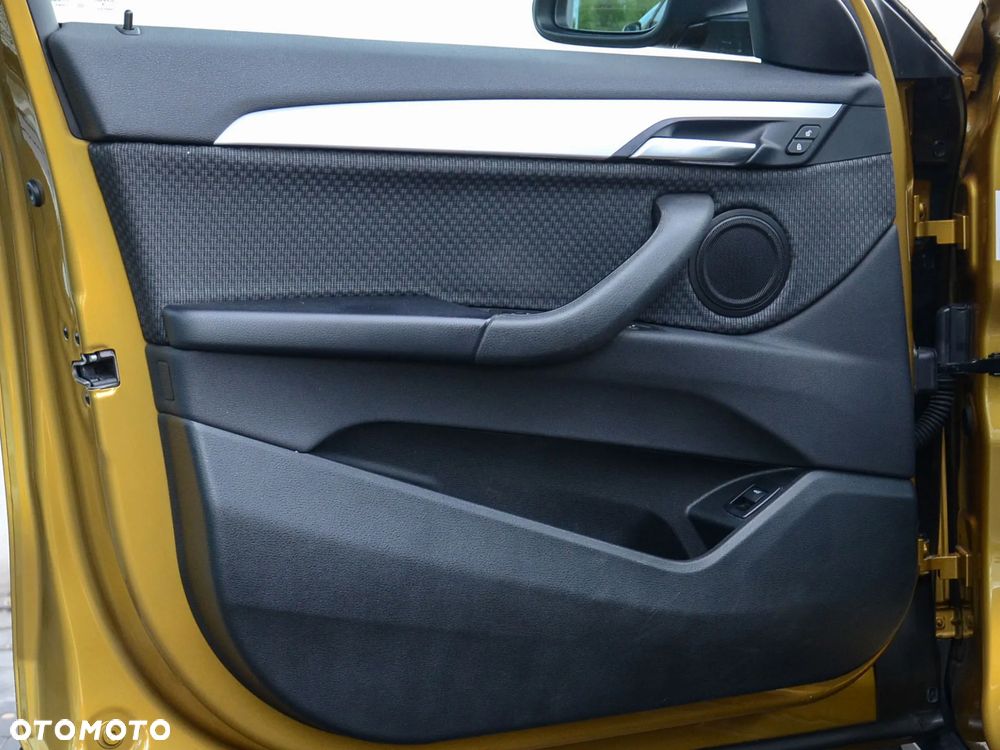BMW X2 sDrive18i GPF Advantage - 18