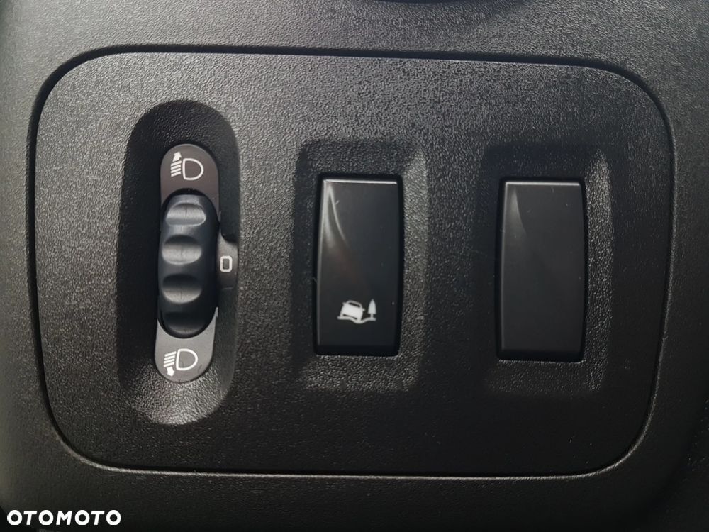 Renault MASTER CHŁODNIA AGREGAT 6EP IZOTERMA 3,32x2,11x2,00 KLIMA DMC 3500 KG MANUAL ZANOTTI - 34