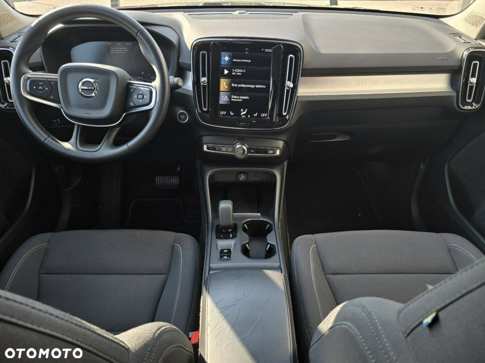 Volvo XC 40 T3 Geartronic Momentum Pro - 6