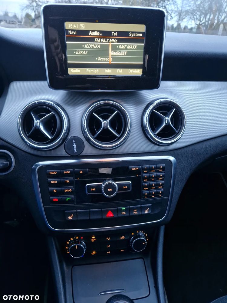 Mercedes-Benz CLA - 17