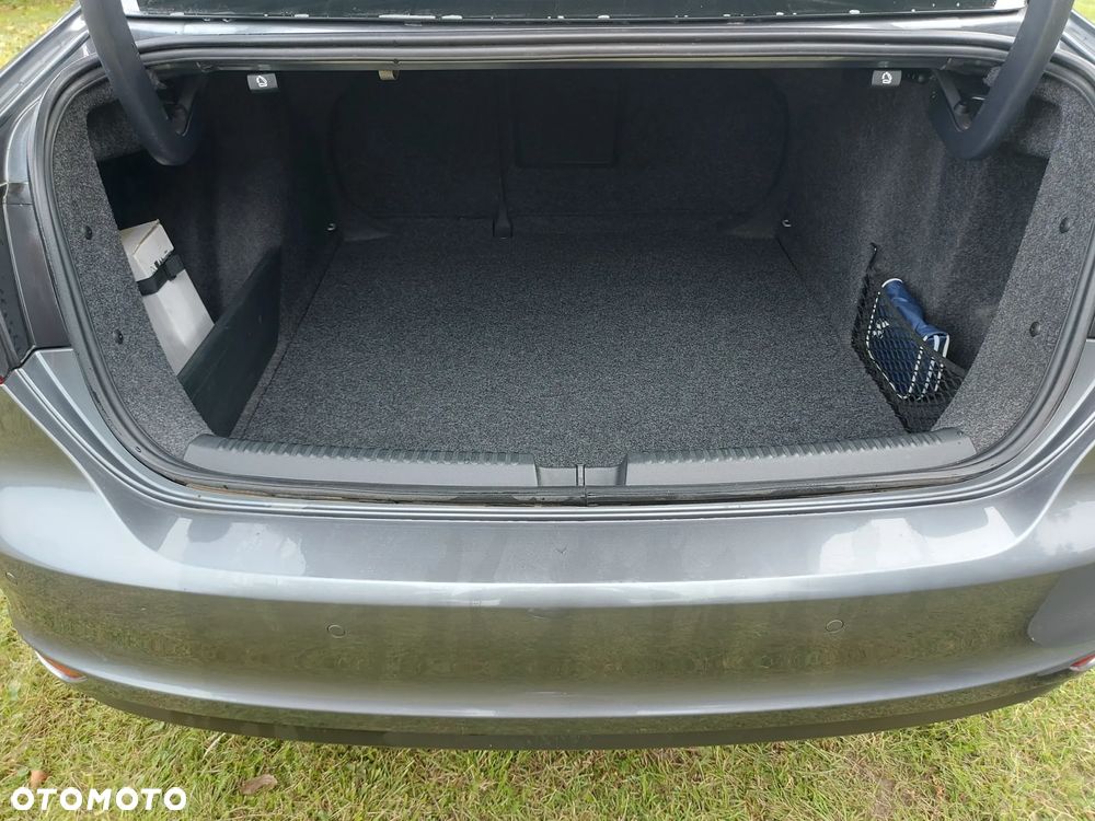 Volkswagen Jetta 1.4 TSI Comfortline - 7