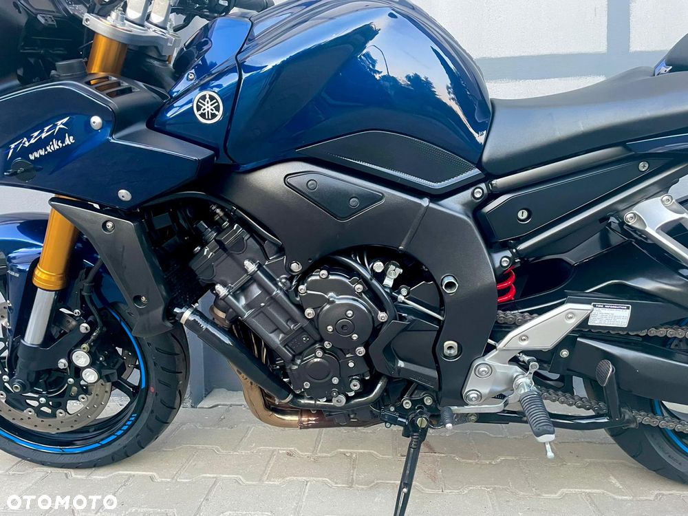 Yamaha FZ - 11