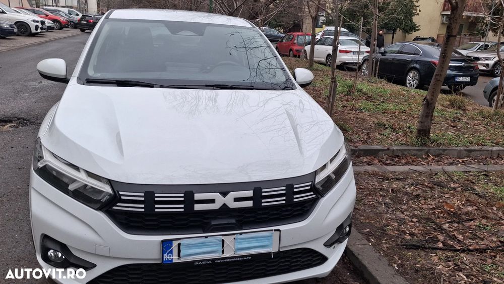 Dacia Logan TCe 90 MT6 Journey+ - 1