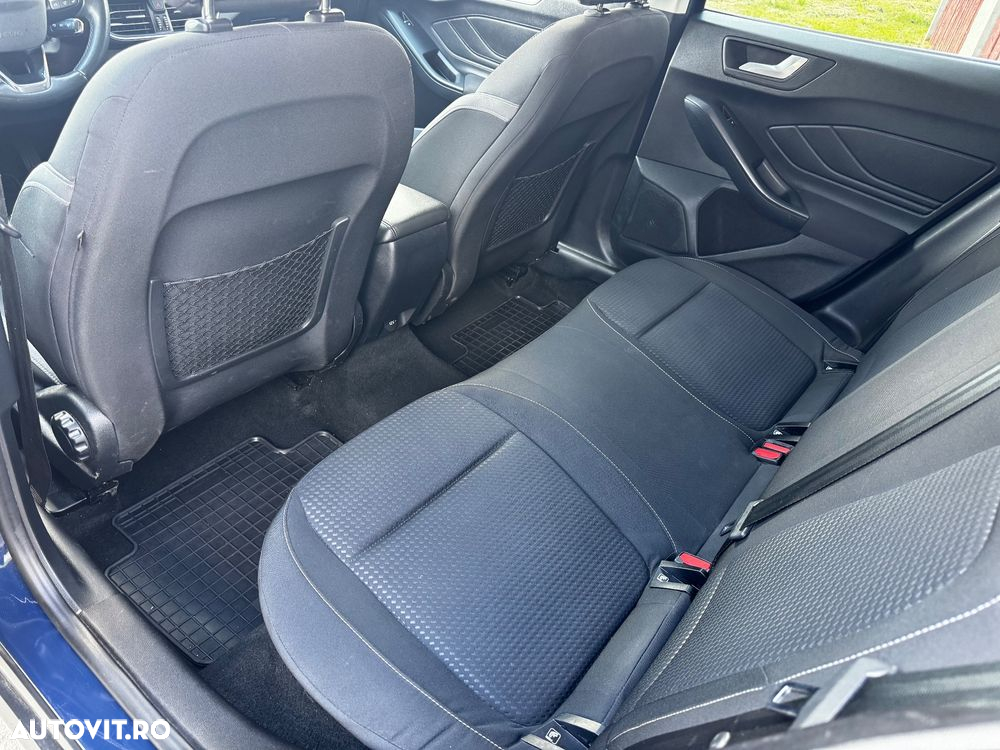 Ford Focus 1.5 EcoBlue Start-Stopp-System COOL&CONNECT DESIGN - 10