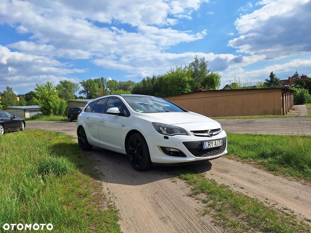 Opel Astra 2.0 CDTI DPF Active - 1