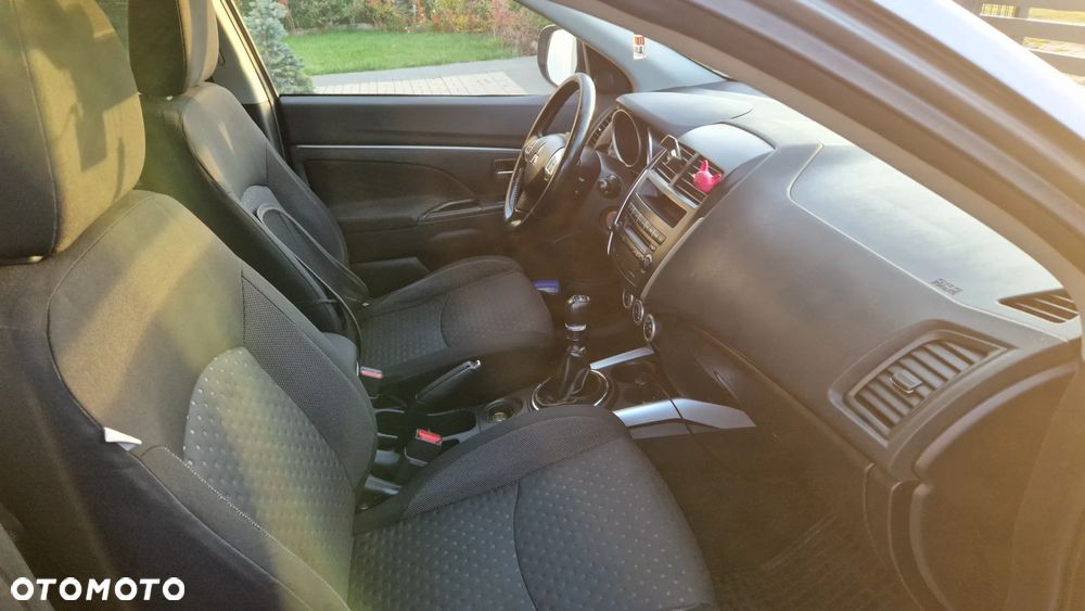 Mitsubishi ASX 1.8 DI-D 2WD Inform - 12