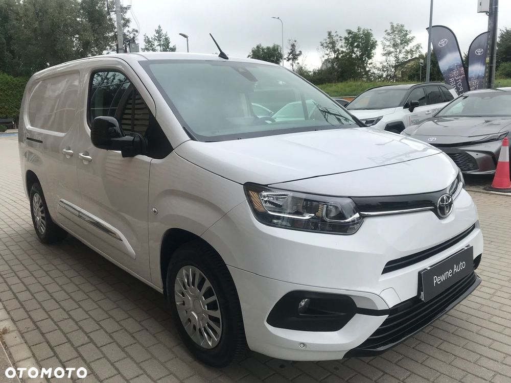 Toyota Proace City - 16