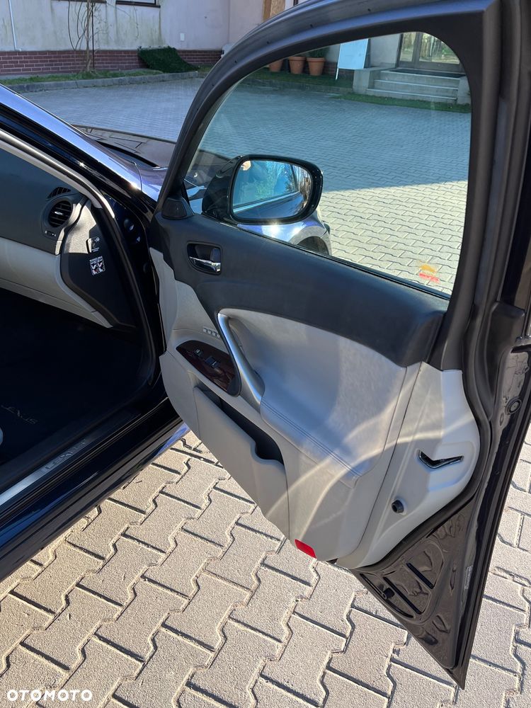 Lexus IS 250 Prestige - 18