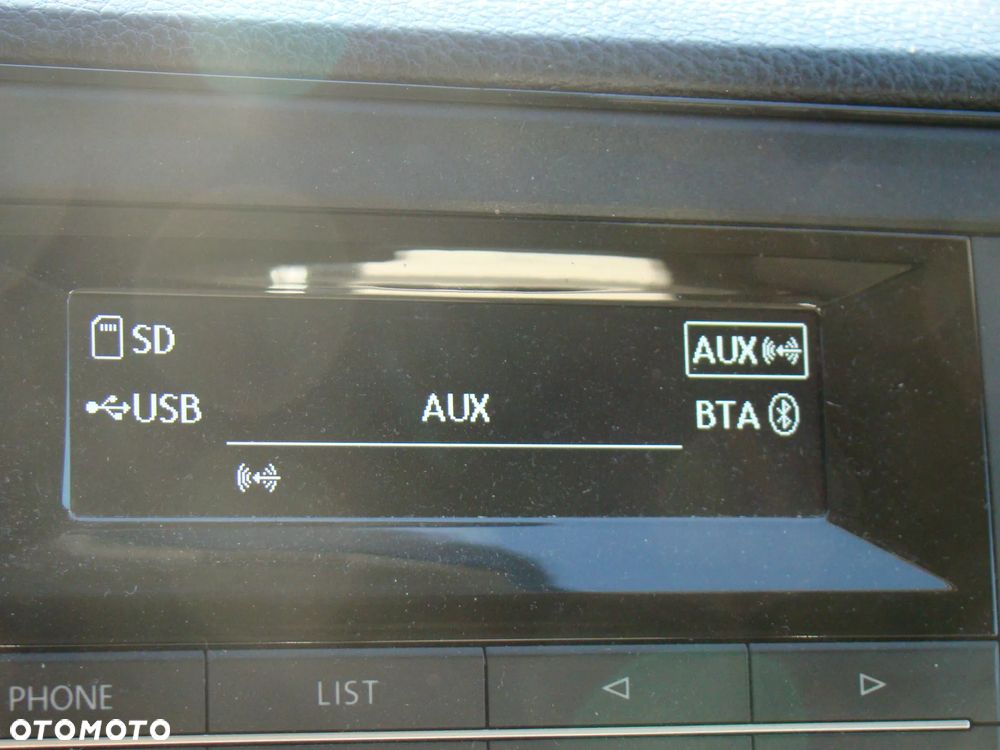 Volkswagen CRAFTER - 14