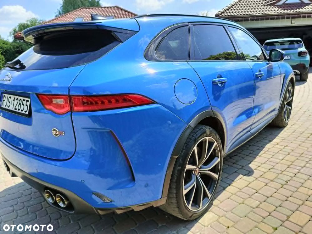 Jaguar F-Pace P550 AWD SVR - 6