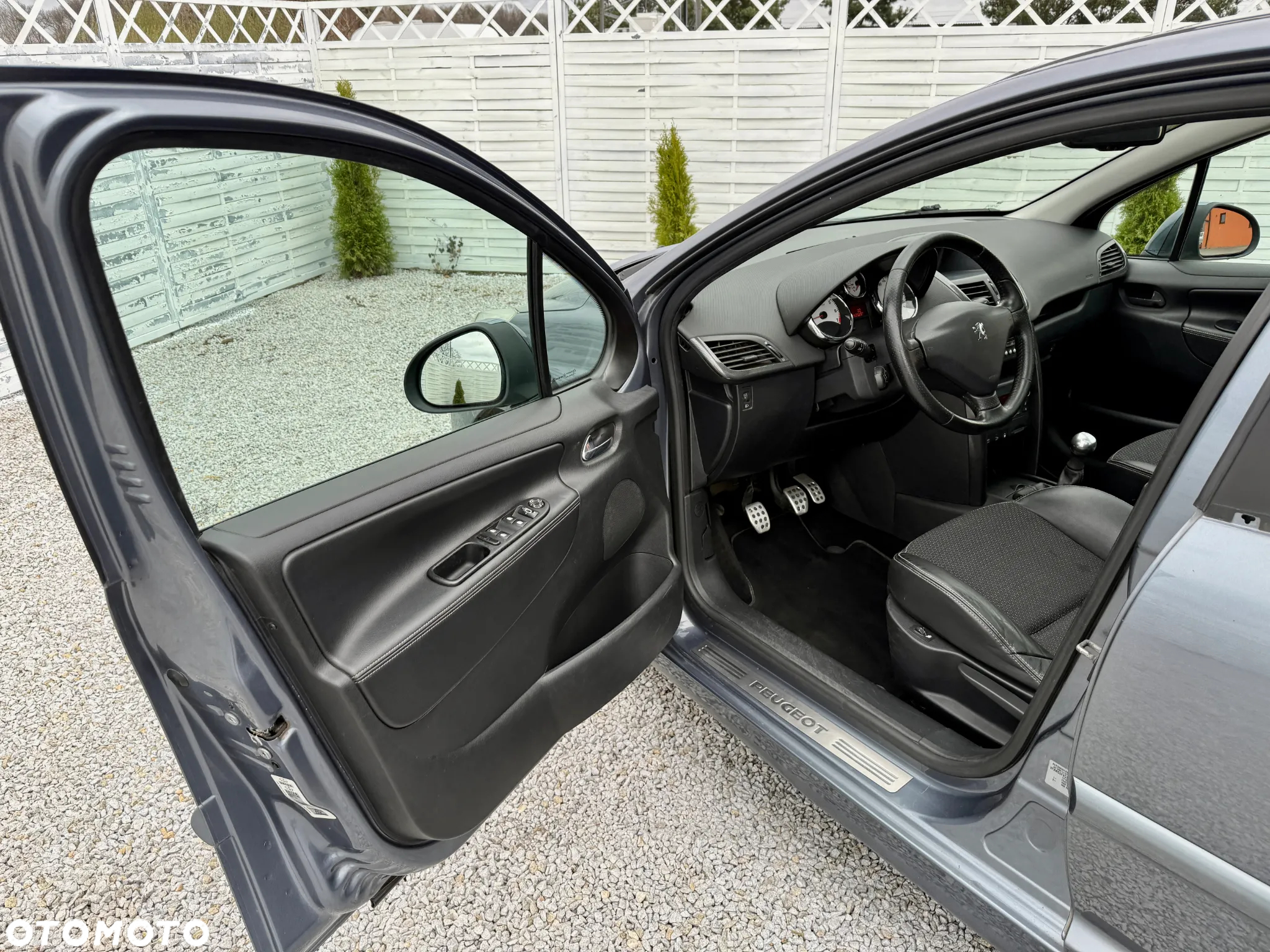 Peugeot 207 150 Turbo Sport - 29