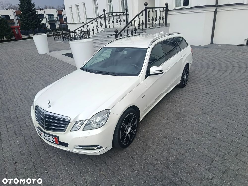 Mercedes-Benz Klasa E - 16