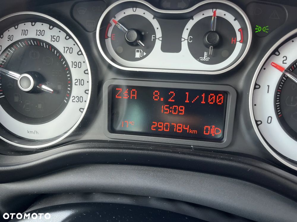 Fiat 500L 1.4 16V Trekking - 19