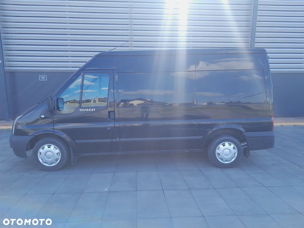 Ford Transit 350L AWD - 6