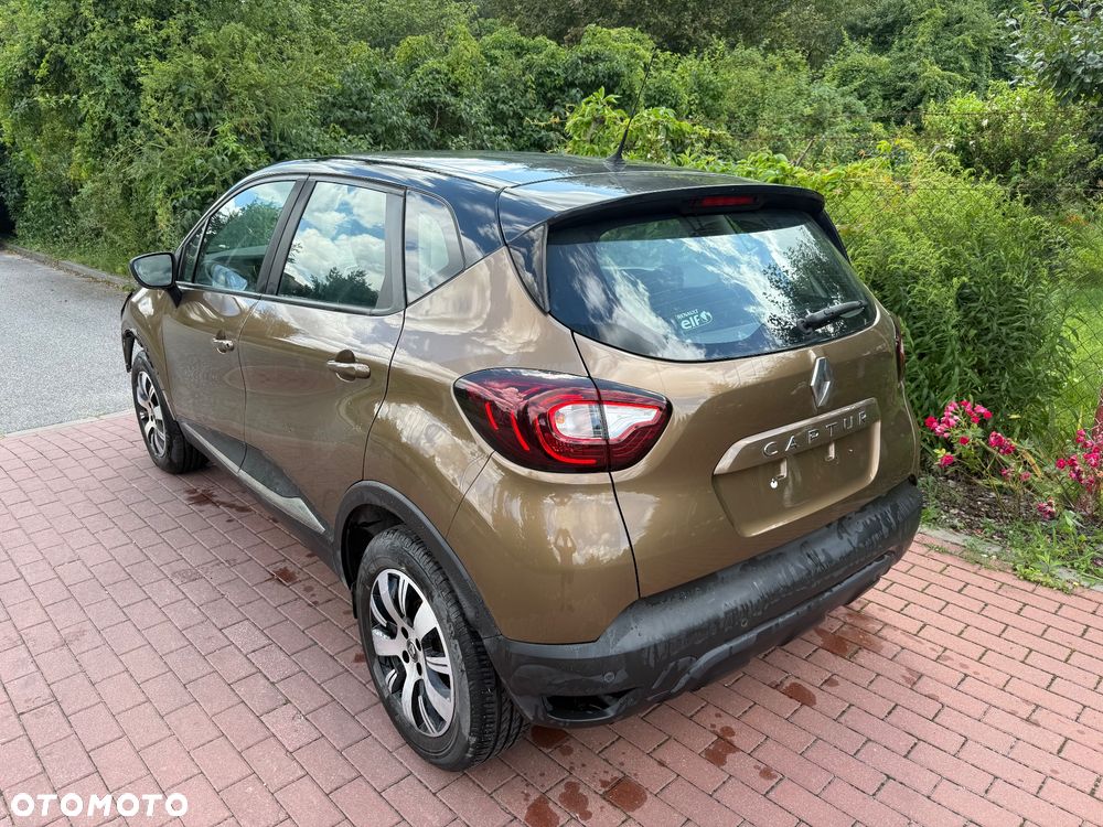 Renault Captur 1.2 TCe Zen EDC - 4