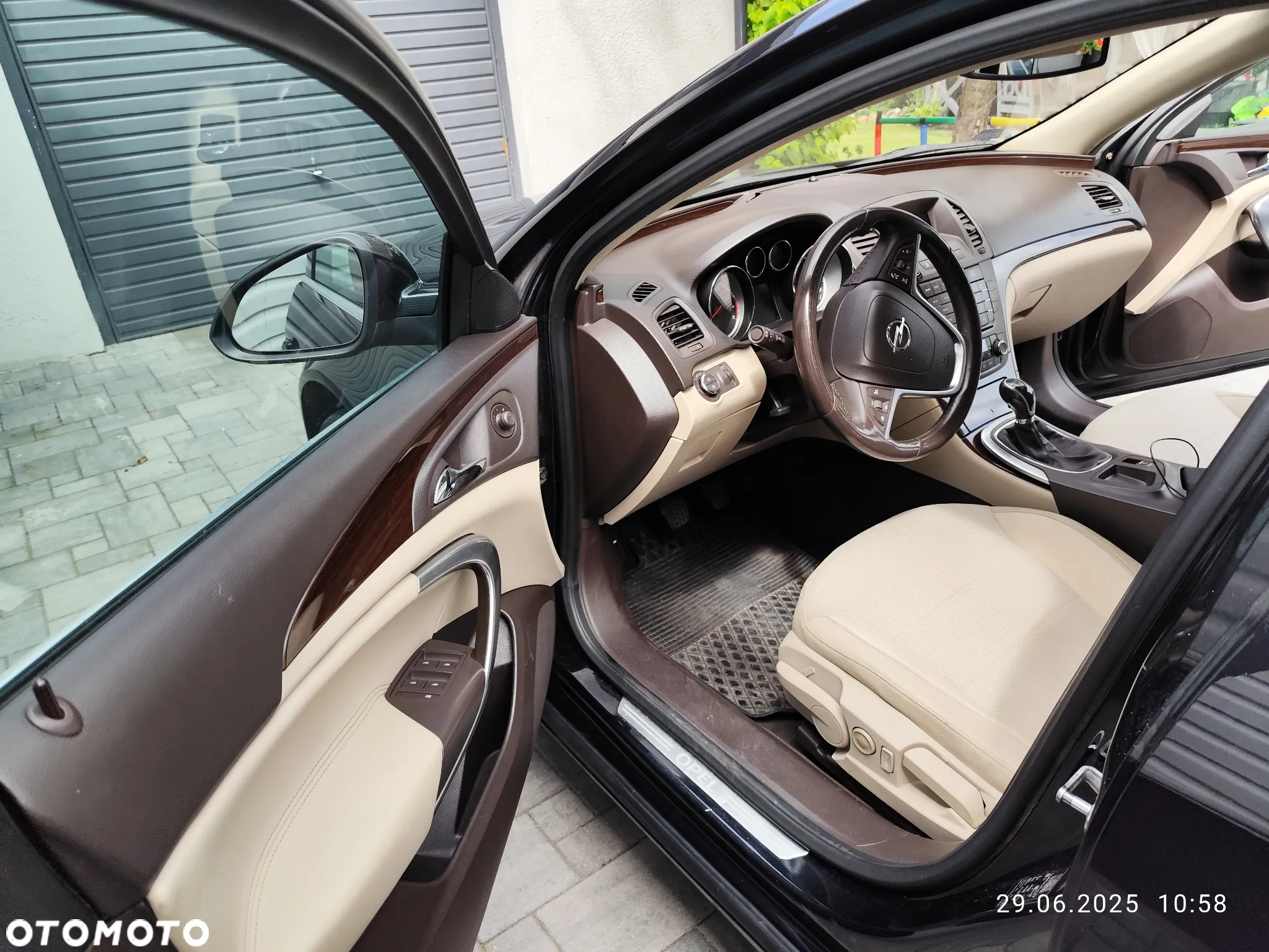 Opel Insignia 2.0 T Cosmo 4x4 - 30
