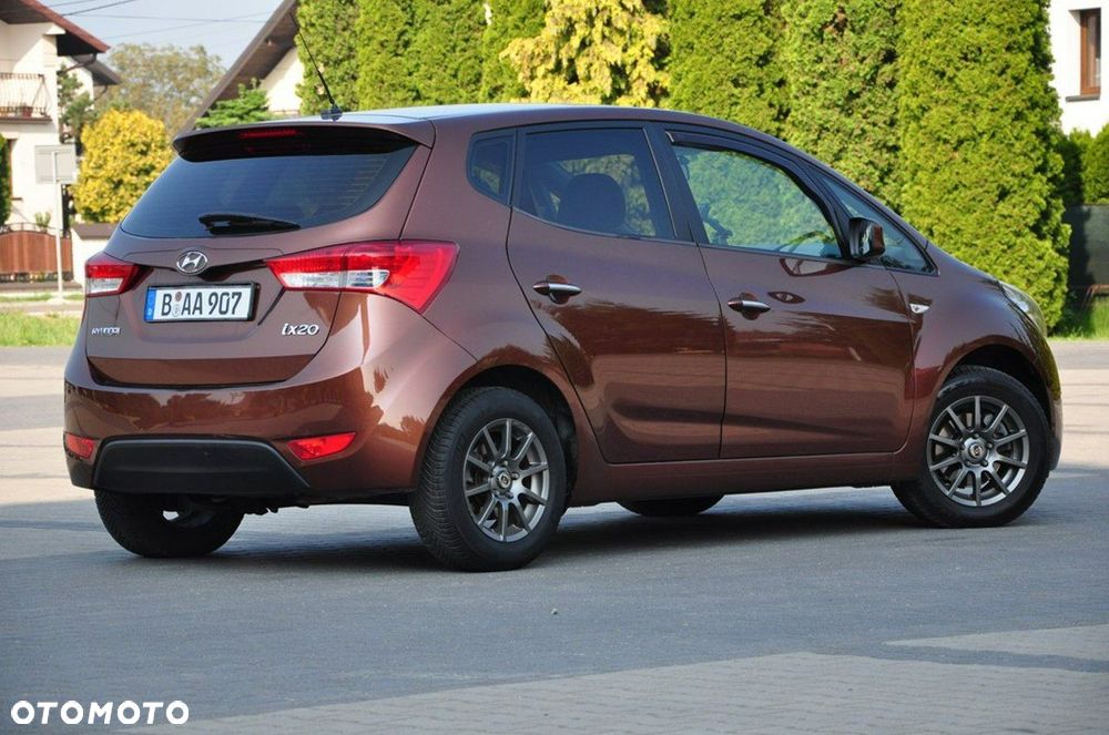 Hyundai ix20 - 15