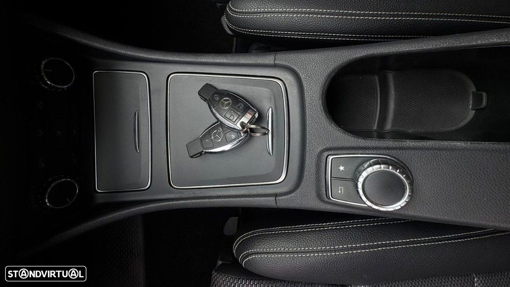 Mercedes-Benz CLA 180 - 14