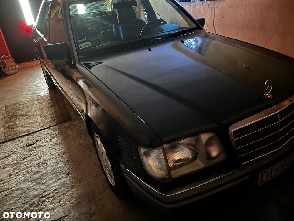 Mercedes-Benz Klasa E 250 T Diesel - 1