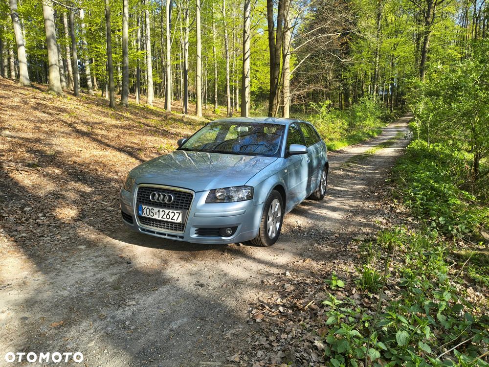 Audi A3 Sportback - 1