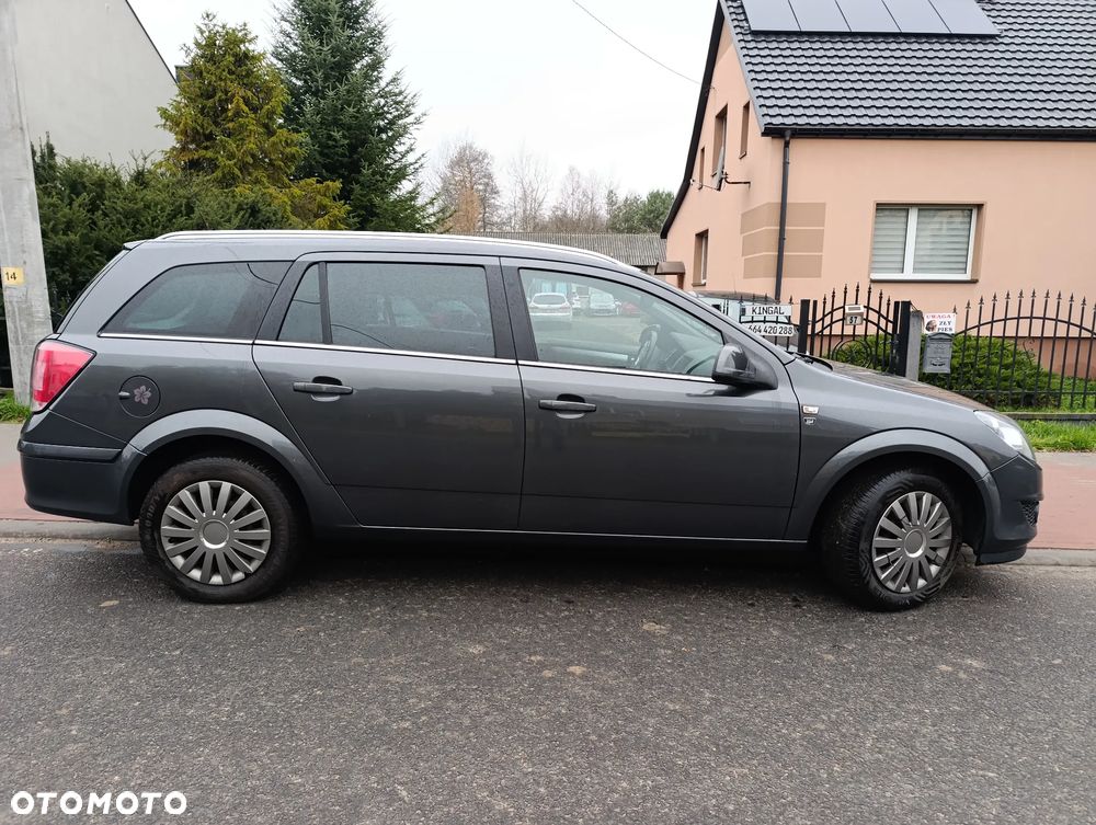 Opel Astra 1.4 Selection - 19