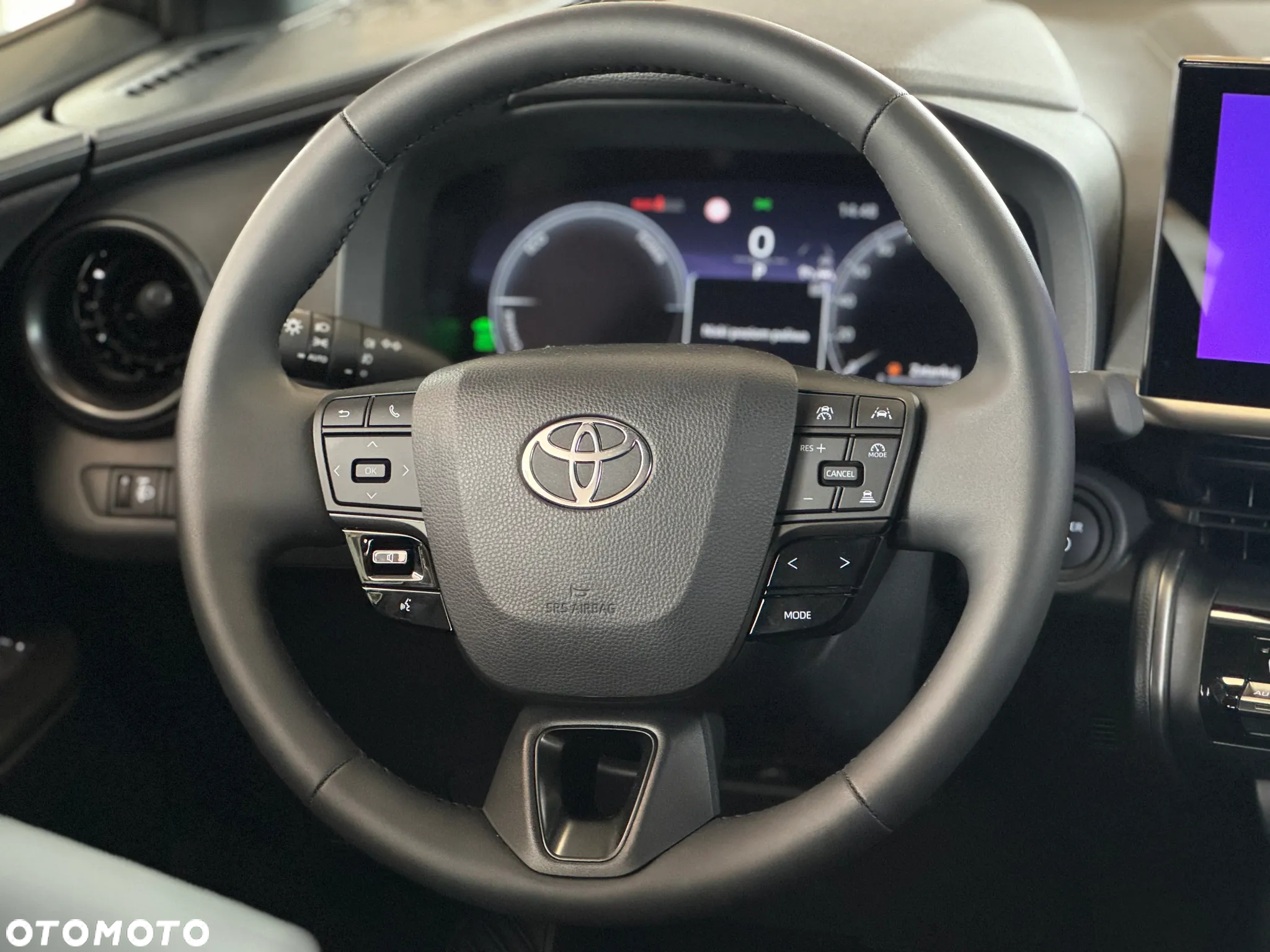 Toyota C-HR 2.0 PHEV Dynamic Force Style - 11