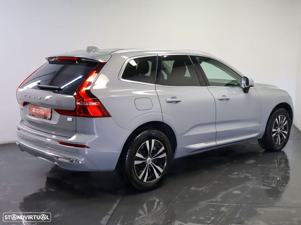 Volvo XC 60 2.0 T6 PHEV Core AWD - 4