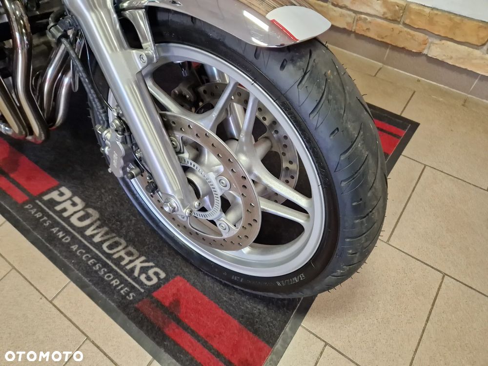 Honda CB - 29