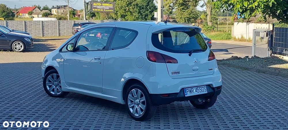 Mitsubishi Colt - 7
