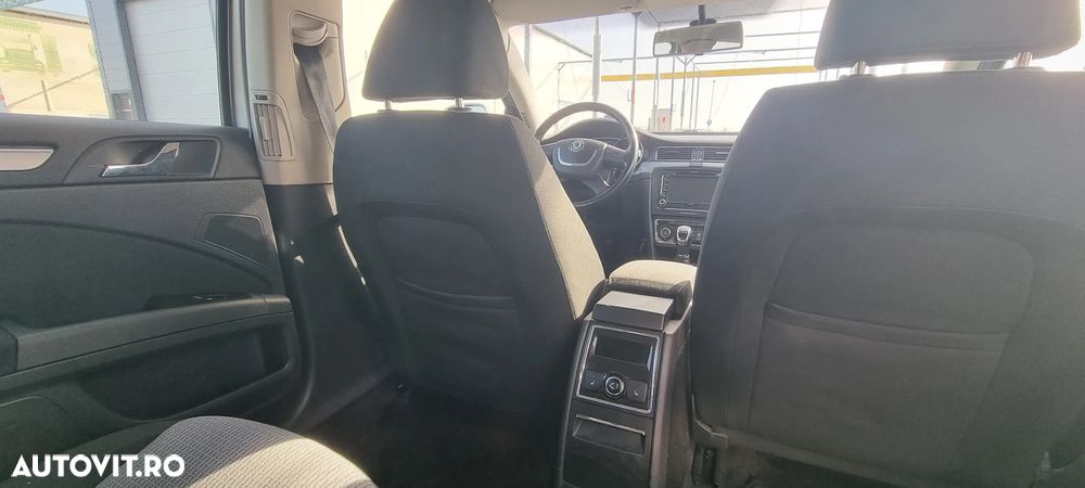 Skoda Superb 1.8 TSI Comfort - 17