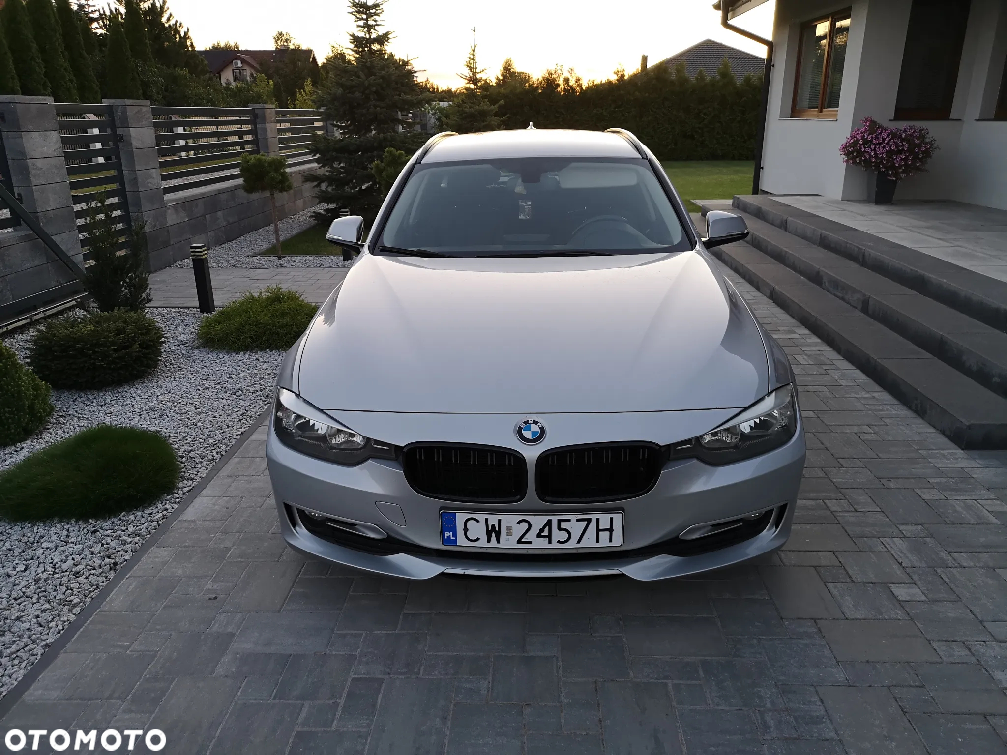 BMW Seria 3 318d Touring Blue Performance Modern Line - 3