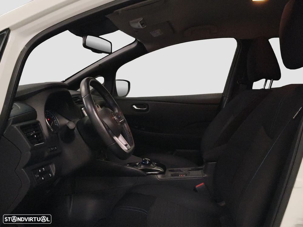 Nissan Leaf N-Connecta - 9
