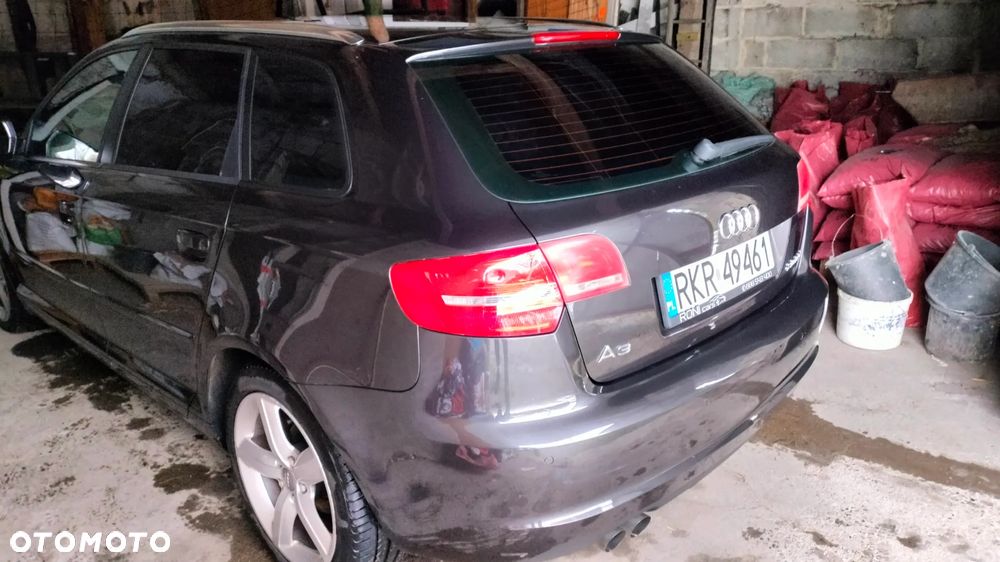 Audi A3 Sportback 2.0 TDI DPF S line Sportpaket (plus) - 4