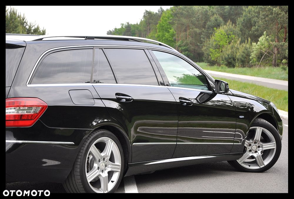 Mercedes-Benz Klasa E 300 CDI DPF BlueEFFICIENCY 7G-TRONIC Avantgarde - 9