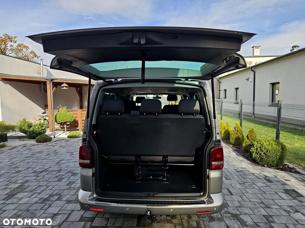Volkswagen Caravelle - 33