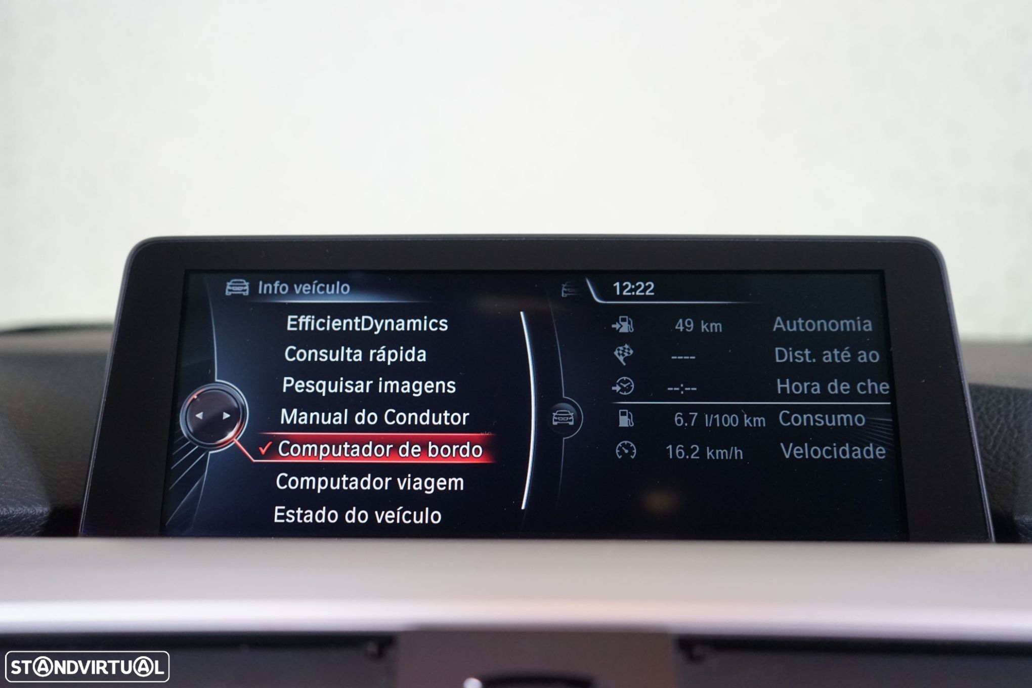 BMW 320 d Touring Auto Exclusive - 34