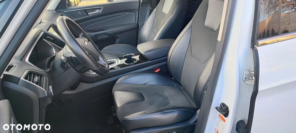 Ford S-Max 2.0 TDCi Titanium PowerShift - 12