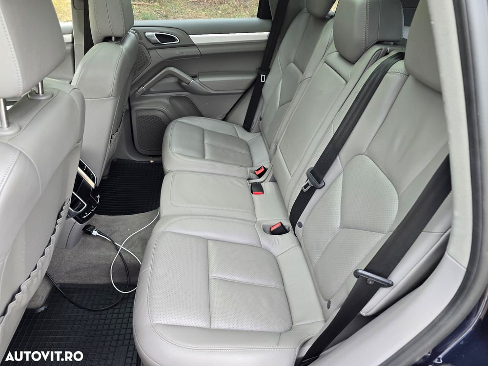 Porsche Cayenne 4.1 V8 S TipTronic - 20