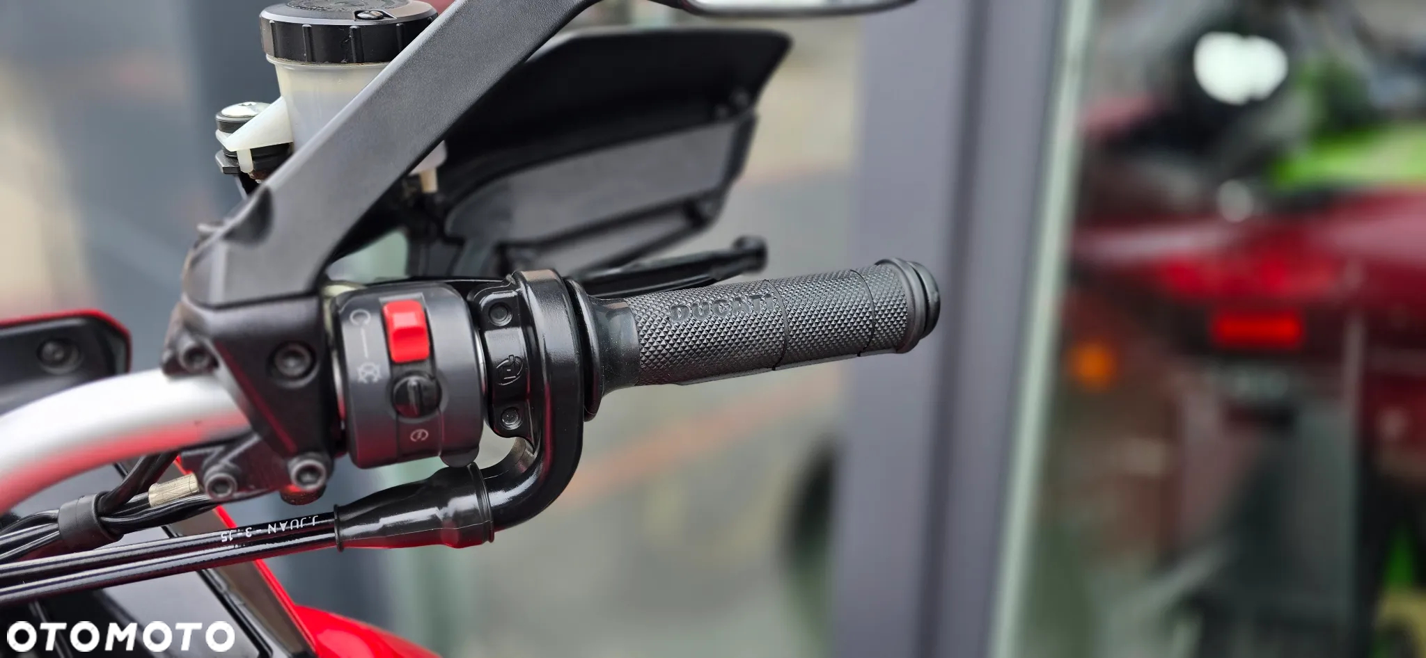 Ducati Multistrada - 40