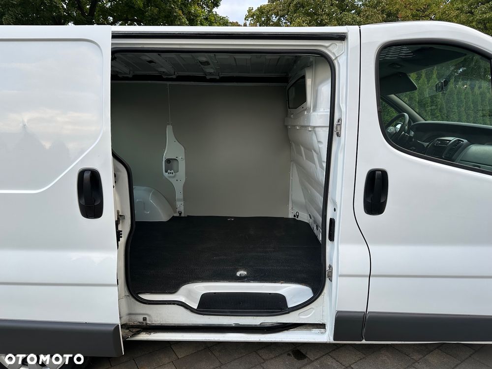 Renault Trafic - 9