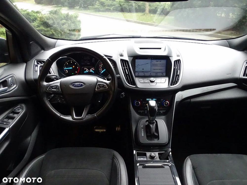 Ford Kuga 2.0 TDCi 4x4 ST-Line - 6