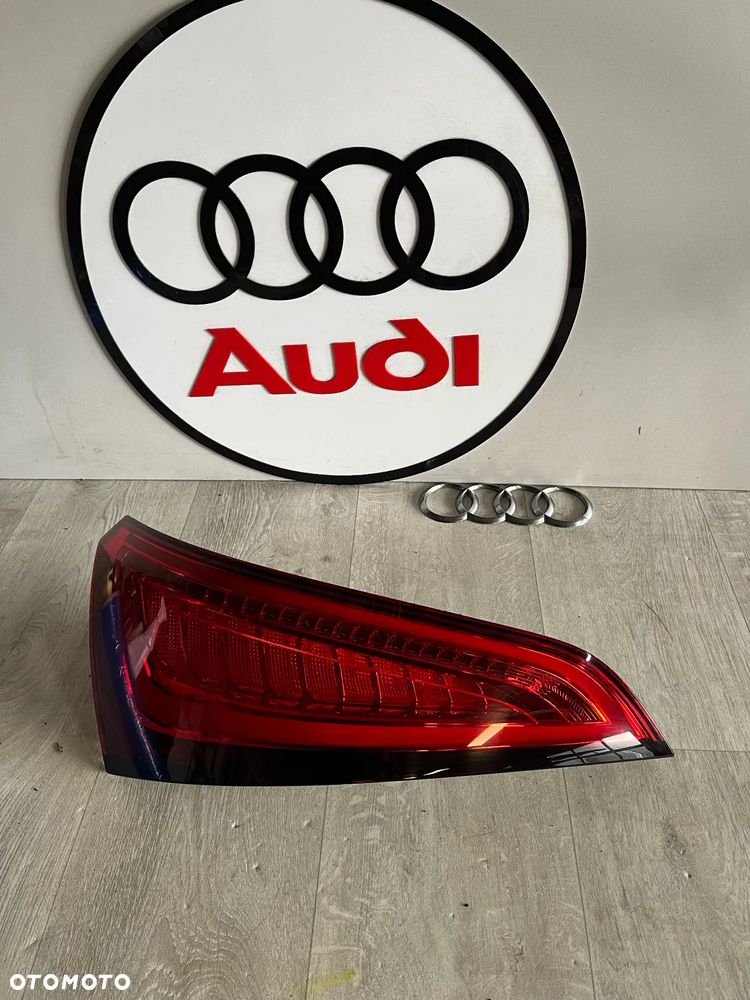 AUDI Q5 8R LIFT LAMPA TYŁ LEWA 8R0945093C - 1