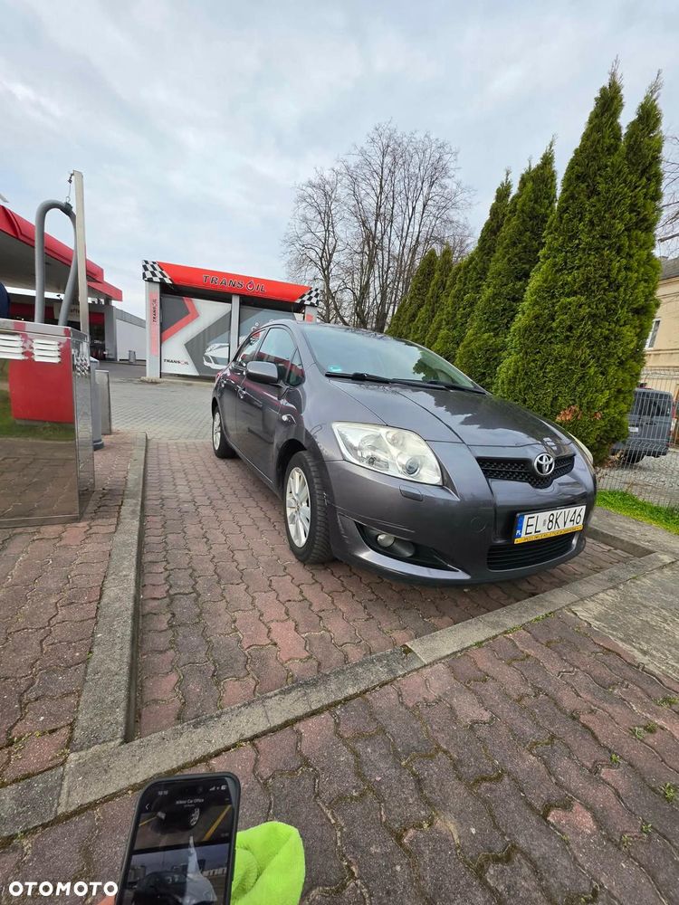 Toyota Auris - 2